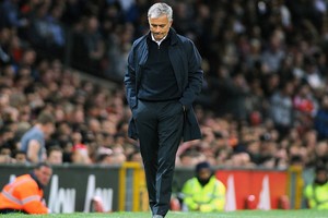 هذا ما سيفعله مورينهو حين يلاقي مالك تشلسي غدا