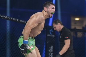 سيلوادي يؤكد مواصلة مشواره في 'BRAVE'