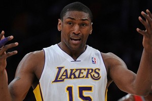 ليكرز يحتفظ بميتا وورلد بيس