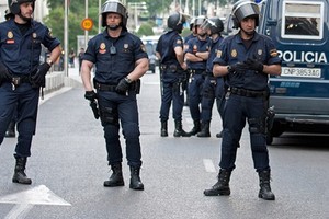 الشرطة الإسبانية تعتقل مغربيين لاتهامهما بتأييد 'داعش'