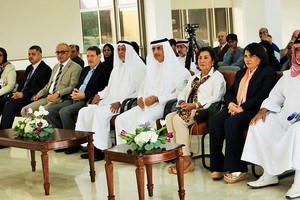 جامعة الخليج العربي تحتفي بتخريج الفوج الأول من طلبة الدبلوم التأهيلي المتوسط في اضطراب التوحد