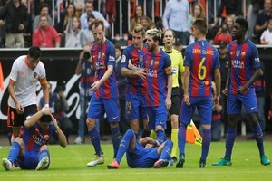 الاتحاد الاسباني يتهم لاعبي برشلونة بالاستفزاز والتمثيل