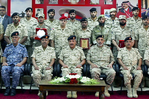 تخريج إحدى الدورات العسكرية المتخصصة للضباط بوحدة الصيانة الفنية       