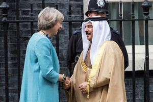 زيارة العاهل لبريطانيا... وعقود من الصداقة والتفاهم بين المملكتين بشأن القضايا الإقليمية والدولية