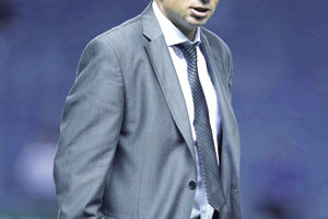 الروماني بيتريسكو مدربا للنصر الاماراتي بديلا ليوفانوفيتش