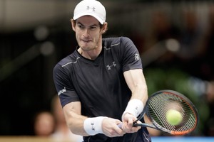 دورة فيينا: موراي وفيرر وتسونغا وكارلوفيتش إلى نصف النهائي