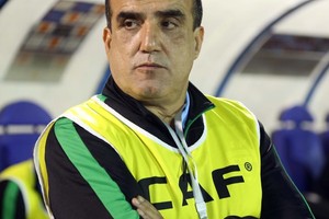 مدرب مولودية بجاية الجزائري واثق من قدرة فريقه على التتويج بلقب كأس الكونفدرالية