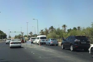 استمرار شكاوى أهالي الدراز بشأن الانتظار في طابور السيارات أثناء دخول منطقتهم 