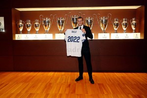 أزمة في ريال مدريد بسبب تمديد عقد بيل