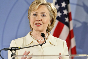 كلينتون تلقت مسبقا اسئلة المناظرات بحسب تسريبات لويكيليكس