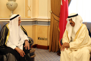 رئيس الوزراء يستقبل رجل الأعمال الإماراتي جمعة الماجد ويشيد بإسهاماته    