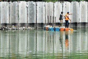 إندونيسيا تواصل البحث عن عشرات المفقودين بعد غرق قارب سريع