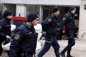 بالفيديو... تركيا توقف أكثر من 1200 من قوات الدرك عن العمل