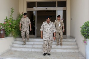 القائد العام يتفقد عدداً من وحدات قوة الدفاع        