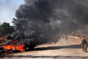 الفصائل المعارضة تصعد هجومها في غرب حلب ومقتل 12 مدنيا