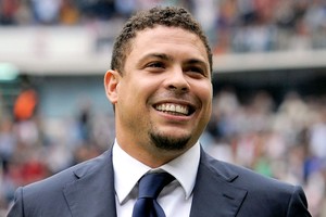 رونالدو يحرج دونغا ويشيد بدور مدرب البرازيل