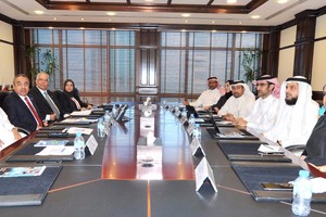 خلف يعلن عن إطلاق مشروع منصة التطبيقات الإلكترونية على الأجهزة الذكية   