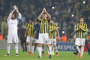 فنربخشة يواصل صحوته بثلاثية في بلدية آكهيسار بالدوري التركي