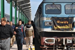 طهران تعلن تسيير 40 قطاراً لنقل الزوار الايرانيين إلى كربلاء