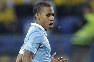 أوروغواي تفتقد جهود هرنانديز مهاجم هال سيتي أمام الإكوادور وتشيلي