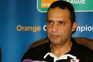 بطولة مصر: الزمالك يرفض استقالة سليمان ويبقيه مديرا فنيا