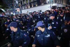 شرطة سياتل: تقرير عن إطلاق رصاص وسقوط عدة ضحايا قرب احتجاج ضد ترامب