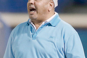 الخريطيات يراهن على التونسي أحمد العجلاني للهروب من منطقة الهبوط