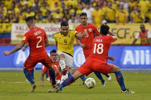 بالفيديو... كولومبيا تتعادل مع تشيلي مجددا وتنفرد بالمركز الثالث في تصفيات المونديال