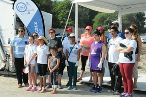 بالصور... أمانة العاصمة تنظم حملة تنظيف واسعة لساحل نورانا