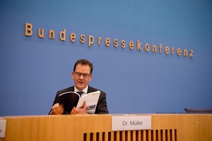 وزير التنمية الألماني: لا يمكن أن نتخلى عن أفغانستان في محنتها