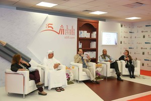 شعراء ونقاد يتساءلون: أين اختفت مهرجانات وجوائز الشعر العربية الكبرى؟