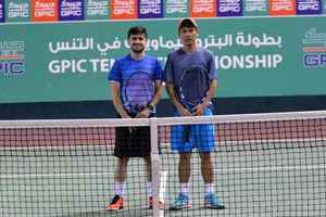جناحي وجنجي الثنائي السوبر في بطولة 'جيبك' للتنس