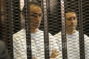 النقض المصرية تخلي سبيل علاء وجمال مبارك في قضية 'قصور الرئاسة'