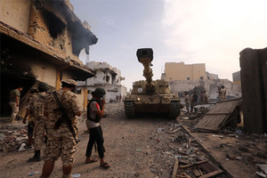 قتيلان و9 جرحى من قوات البنيان المرصوص جراء معارك ضد داعش في سرت الليبية