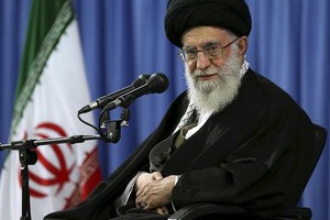 خامنئي: انتخاب ترامب لا يبدل شيئا بالنسبة لإيران