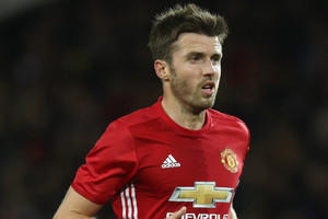 كاريك: من المبكر جدا استبعاد يونايتد من الصراع على اللقب