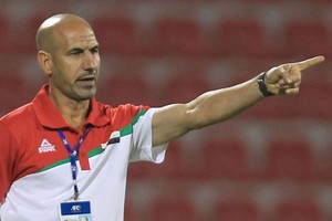 شنيشل مستمر في مهمته مع منتخب العراق