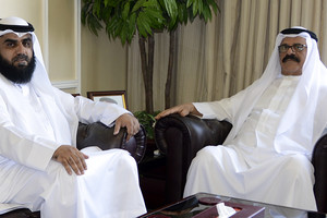 وزير شئون الدفاع يستعرض مع النائب البلوشي أوجه التعاون بين قوة الدفاع ومجلس النواب