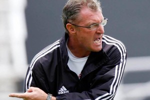 الصفاقسي التونسي يقترب من التعاقد مجددا مع المدرب الهولندي رود كرول