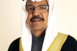 المقلة يهنئ ناصر بن حمد بوسام الجدارة والاستحقاق الرياضي