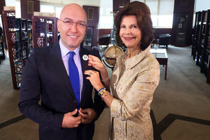 برنامج 'بلا طول سيرة' في لقاء حصري مع ملكة السويد سيلفيا