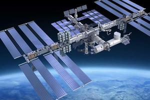 وصول ثلاثة رواد فضاء إلى محطة الفضاء الدولية