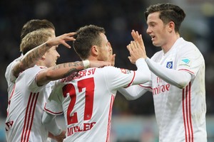 هامبورغ يواصل نتائجه الهزيلة ويتعادل مع هوفنهايم بالدوري الألماني