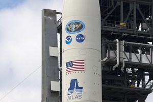 أميركا تطلق قمراً اصطناعياً جديداً للأرصاد الجوية