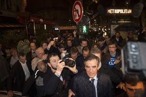 رئيسان سابقان للحكومة سيتنافسان في الدورة الثانية للانتخابات التمهيدية لليمين في فرنسا