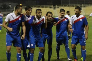 بالفيديو والصور... المنامة يكتسح الأهلي برباعية في 'دورينا'