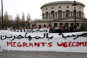 تظاهرة في فرنسا للترحيب بالمهاجرين