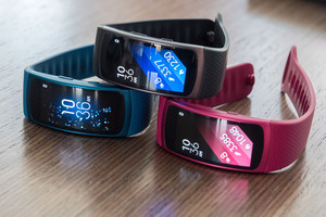 'سامسونغ' تطلق تحديث لـ 'Gear Fit2' وتجلب بعض المميزات الجديدة