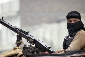 مقتل 4 انتحاريين في هجوم على مسجد داخل منشأة عسكرية في باكستان