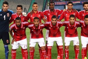 بالفيديو... الأهلي يواصل انتصاراته ويستعيد صدارة الدوري المصري بثلاثية في التعدين